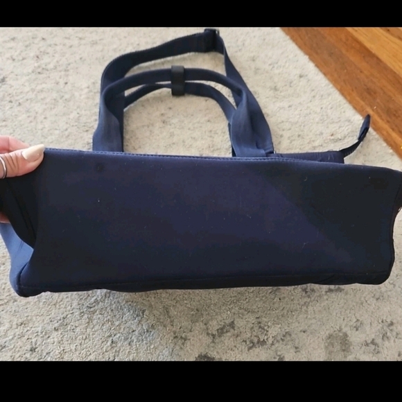 Dagne Dover Navy Blue 365 Neoprene Landon Travel & Gym Weekend Bag Medium - Picture 5 of 13